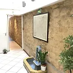 De La Herse D'or Отель