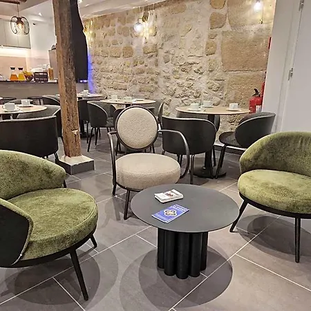 De La Herse D'or Otel Paris