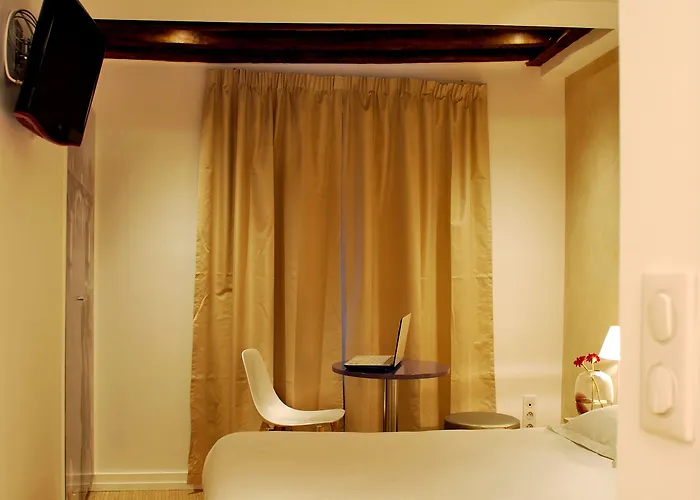 De La Herse D'or Otel Paris