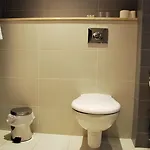 فندق دي لا هيرس دور 3*